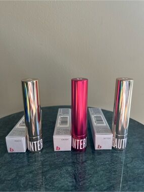 Set of 3, Beautycounter Clean Swipe
Hyaluronic Lip Balms, New in box